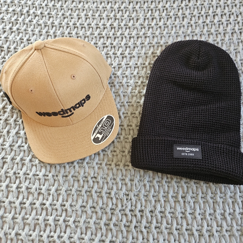 NWT Weedmaps Snapback And Beanie Hat Set